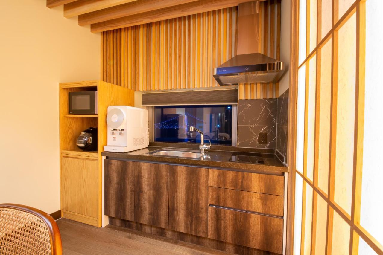 Gwanganli The Club Hotel Busan Exterior photo