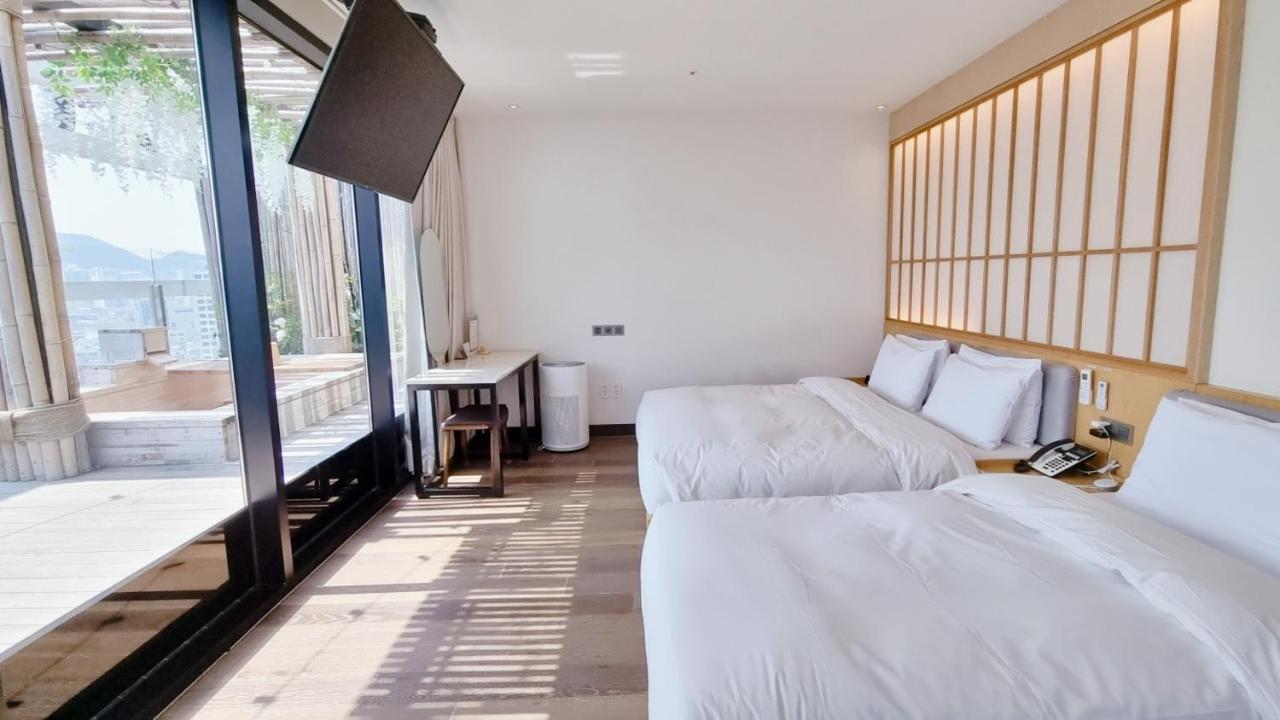 Gwanganli The Club Hotel Busan Exterior photo
